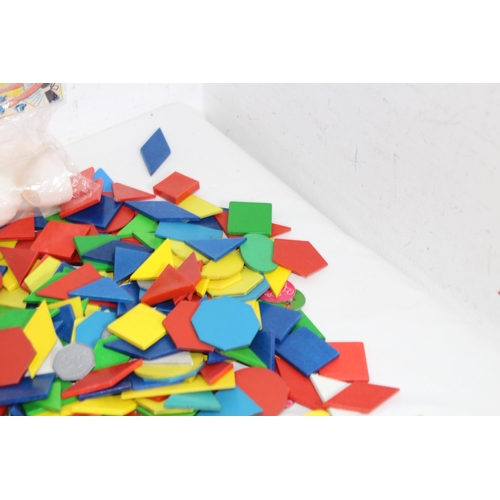 594 - QUANTITY OF CHILDRENS TOY BRICKS ETC