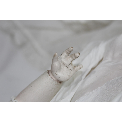 597 - 4 X VINTAGE DOLLS