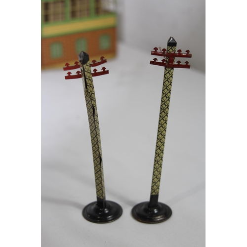 599 - QUANTITY OF VINTAGE METAL RAILWAY BUILDINGS ETC