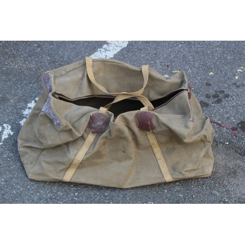 757 - 2 x MILITARY KIT BAGS