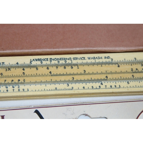 422 - BOX OF MISCELLANEOUS
30 X 17 X 13CM