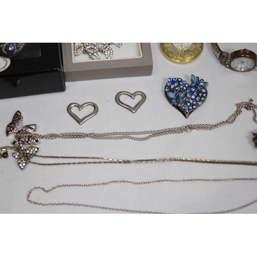 423 - BOX OF COSTUME JEWELLERY INCLUDING SILVER