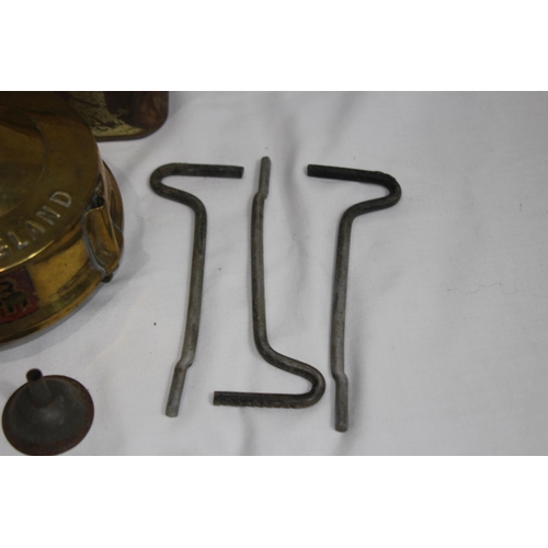 426 - VINTAGE PRIMUS STOVE