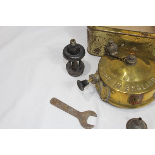 426 - VINTAGE PRIMUS STOVE