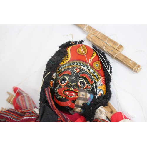 427 - VINTAGE EASTERN PUPPET
