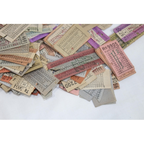 436 - QUANTITY OF VINTAGE BUS TICKETS