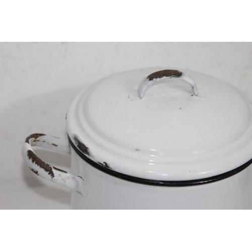 441 - 2 PIECES OF VINTAGE ENAMELWARE
38CM