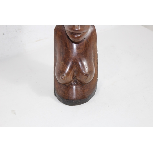 447 - VINTAGE AFRICAN CARVED FEMALE FIGURE 
30.5CM