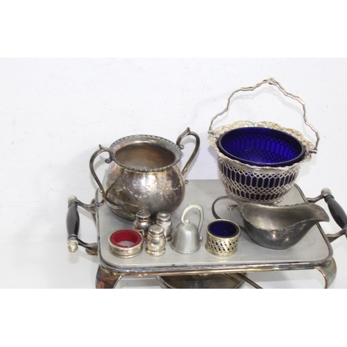 448 - GOOD BOX OF PLATED ITEMS