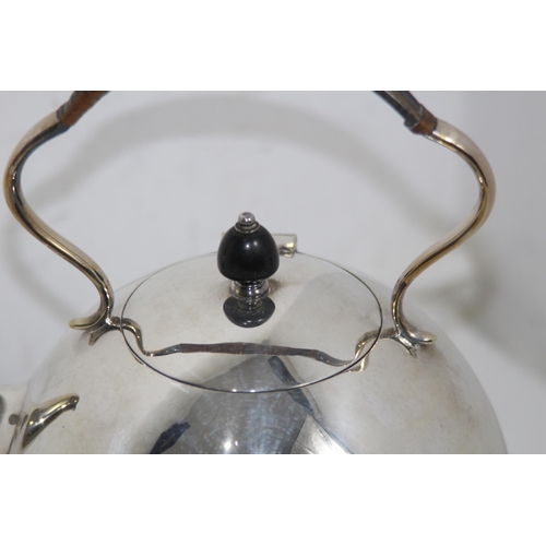449 - ANTIQUE KETTLE ON STAND
30CM