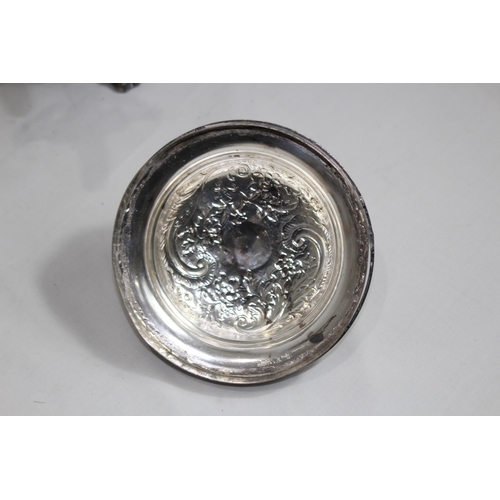 452 - LARGE VINTAGE PLATED SAMOUAR
45CM