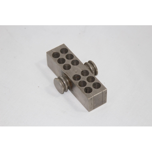 453 - QUANTITY OF 1900S MEWS MOULDS
15CM
