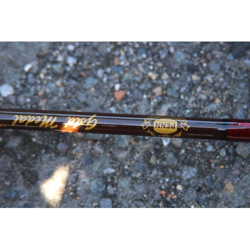 457 - PENN GOLD MEDAL 8FT GRAPHITE 2 PIECE FLY ROD 7 LINE
