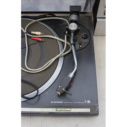 726 - PIONEER TURNTABLE SYSTEM