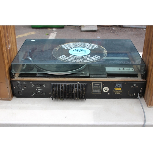 728 - FERGUSON MUSIC CENTRE AND SPEAKERS