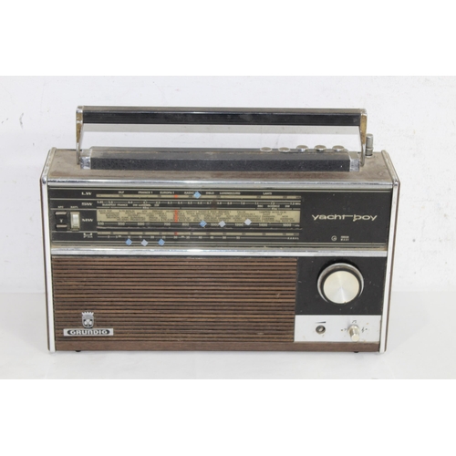729 - GRUNDIG YACHT-BOY RADIO
