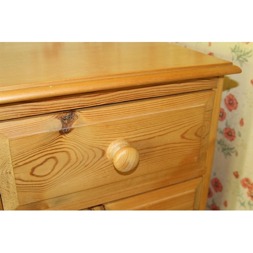 23 - NATURAL PINE 2/4 CHEST OF DRAWERS 
90 X 45 X 125CM