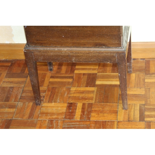 37 - ANTIQUE WINE BOX 
43 X 29 X 70CM