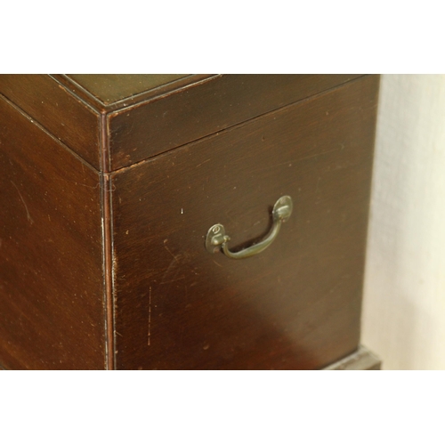 37 - ANTIQUE WINE BOX 
43 X 29 X 70CM