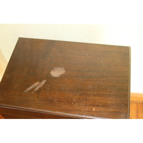 37 - ANTIQUE WINE BOX 
43 X 29 X 70CM