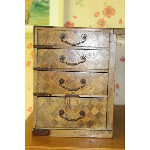 459 - ANTIQUE EASTERN MARQUETRY DESK TIDY
80 X 30 X 28CM