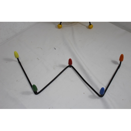 434 - 2 X RETRO SPUTNIK COAT HOOK AND WASTE BIN
31 X 26CM