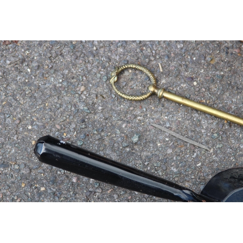 460 - COPPER COAL BUCKET AND CONTENTS