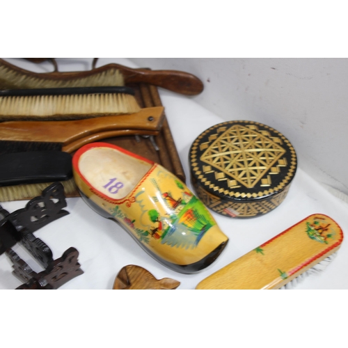468 - QUANTITY OF TREEN