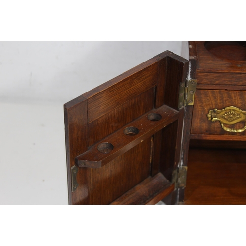 471 - VINTAGE SMOKERS CABINET
30 X 22 X 27CM