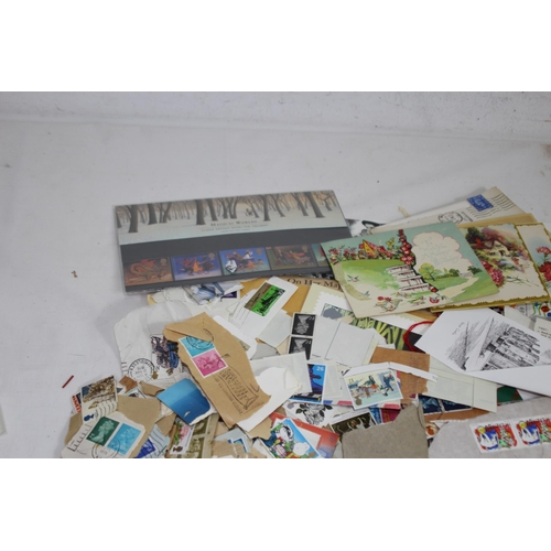 474 - QUANTITY OF VARIOUS STAMPS