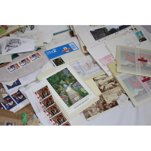 474 - QUANTITY OF VARIOUS STAMPS