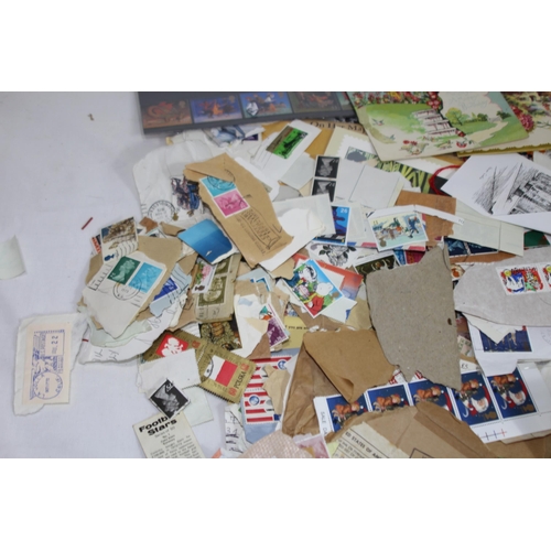 474 - QUANTITY OF VARIOUS STAMPS
