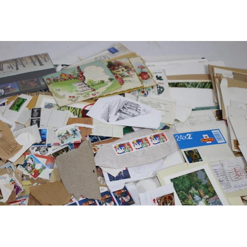 474 - QUANTITY OF VARIOUS STAMPS