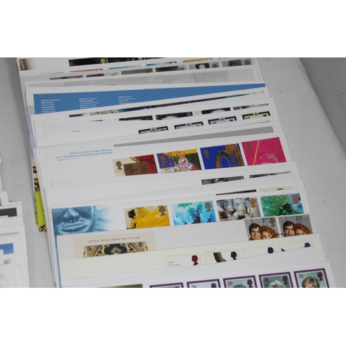 475 - LARGE QUANTITY OF 1ST DAY COVERS