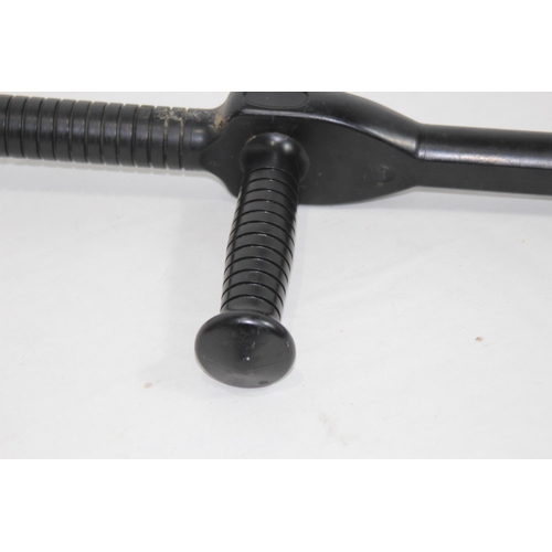 780 - US NIGHT TRAINING STICK