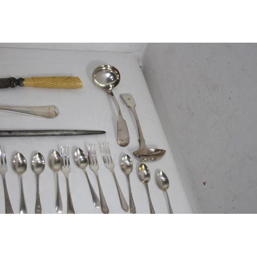 477 - QUANTITY OF CUTLERY