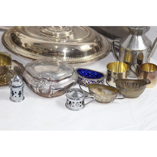 480 - QUANTITY OF GOOD PLATED ITEMS