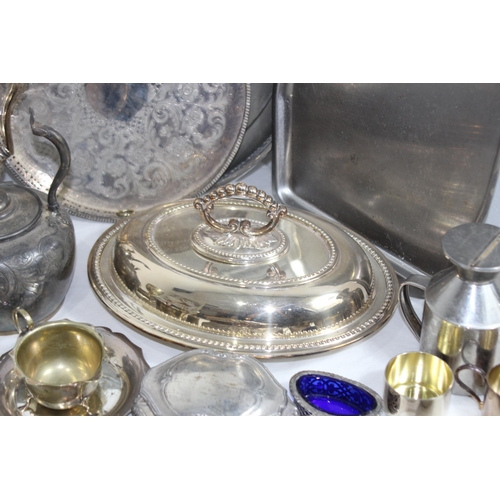480 - QUANTITY OF GOOD PLATED ITEMS