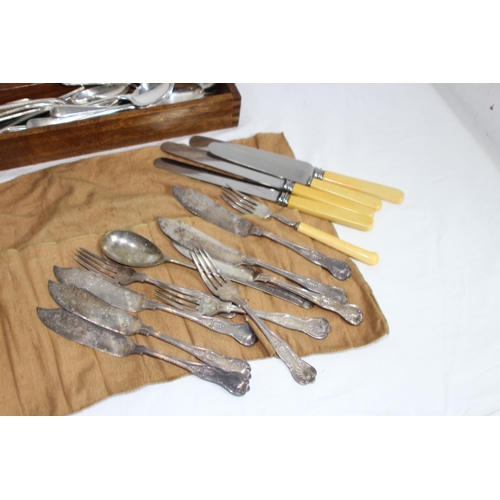 481 - QUANTITY OF CUTLERY