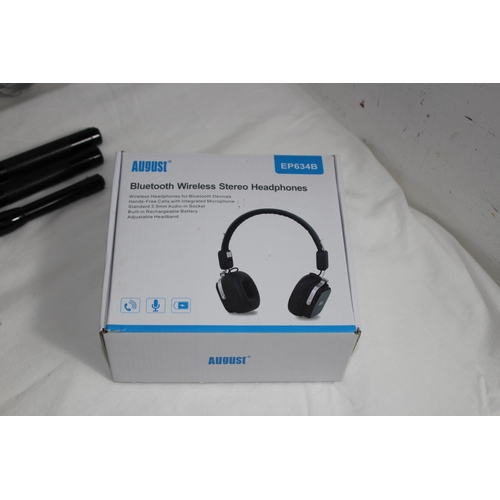 732 - BOX OF ELECTRICAL ITEMS