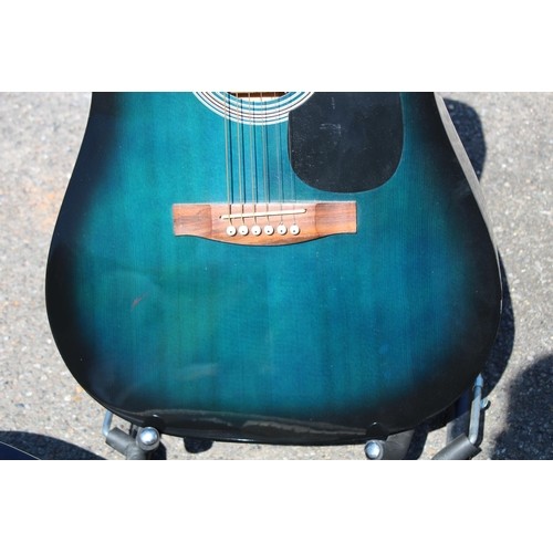 734 - GREMLIN STARSON AND COUNTRYMAN GUITARS