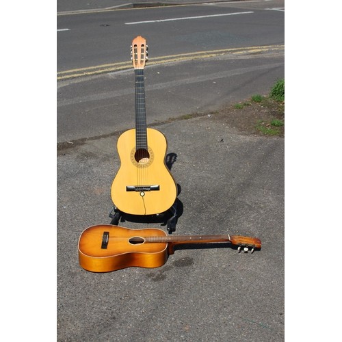 735 - CRAFTSMAN AND PALMA GUITARS