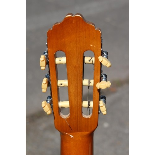 735 - CRAFTSMAN AND PALMA GUITARS