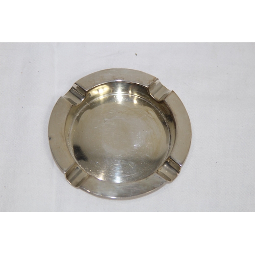 1025 - SILVER ASHTRAY - 20G - BIRMINGHAM 1953 - DEAKIN AND FRANCIS
7.5CM