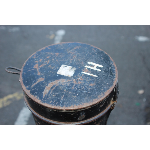 745 - POST WAR 1952 BRITISH MAP CONTAINER - C/W ALDERSHOT MAPS
107CM