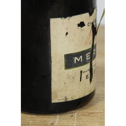 748 - BOTTLE OF WW2 ALLIES MERCIER CHAMPAGNE