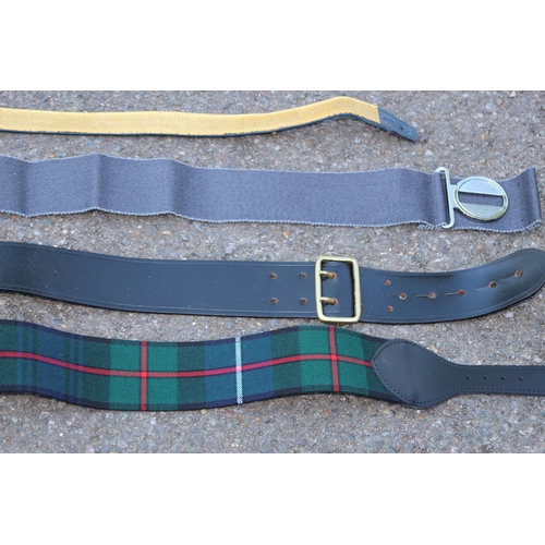 749 - BRISTISH POST WAR MILITARY BELT ACCOUTREMENTS