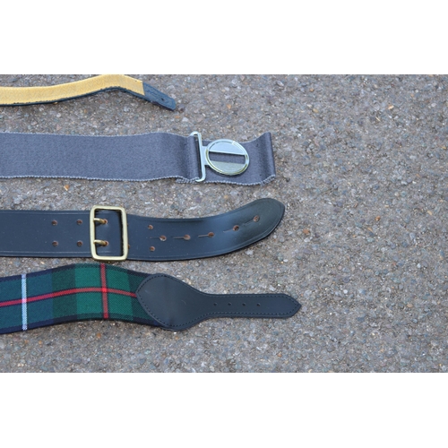 749 - BRISTISH POST WAR MILITARY BELT ACCOUTREMENTS