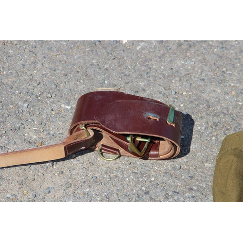 751 - PARACHUTE REGIMENT OFFICER UNIFORM INCLUDING SWAGGER STICK AND 2 X SAM BROWNS