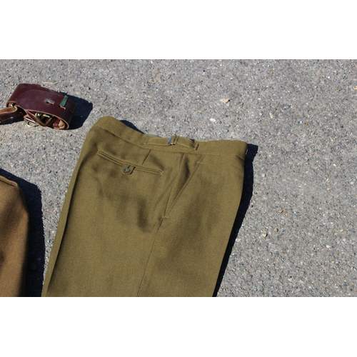 751 - PARACHUTE REGIMENT OFFICER UNIFORM INCLUDING SWAGGER STICK AND 2 X SAM BROWNS